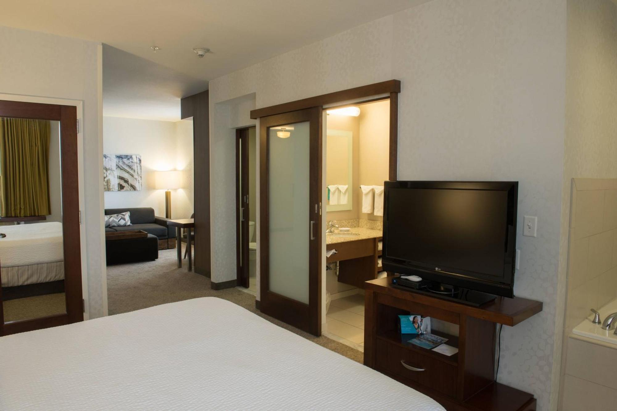 Springhill Suites By Marriott Logan Εξωτερικό φωτογραφία