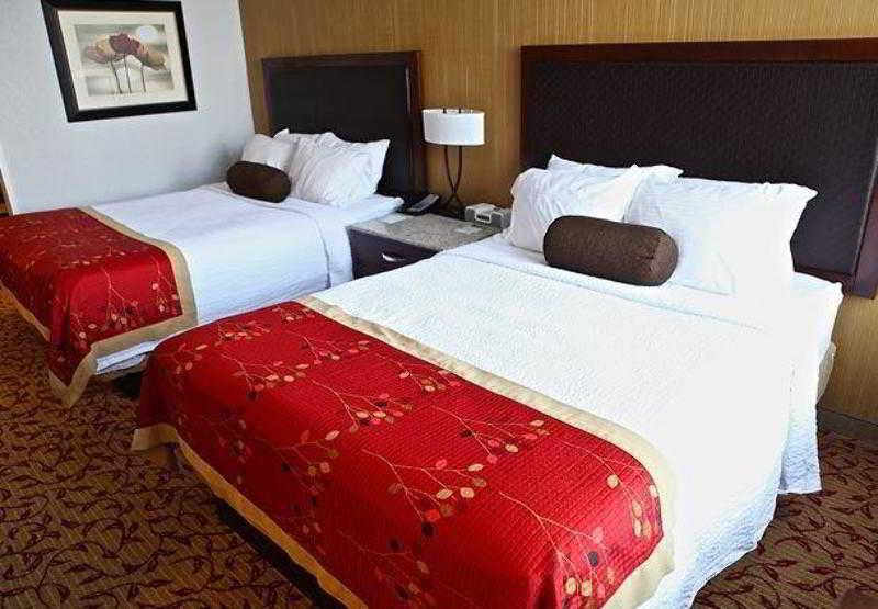 Springhill Suites By Marriott Logan Εξωτερικό φωτογραφία